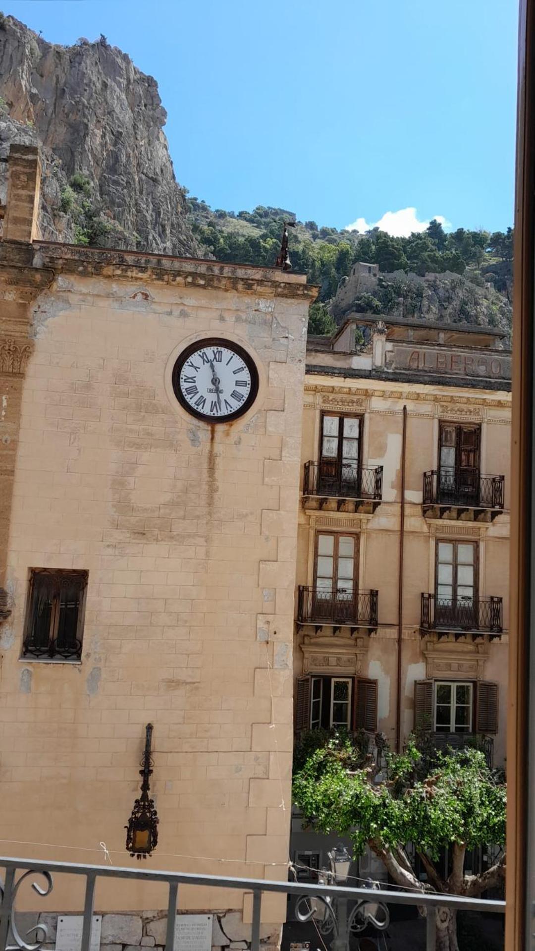 Garibaldi B&B تْشيفالو المظهر الخارجي الصورة