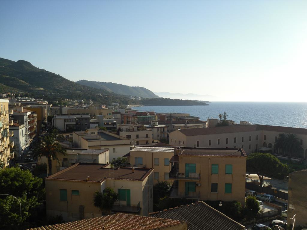Garibaldi B&B تْشيفالو المظهر الخارجي الصورة