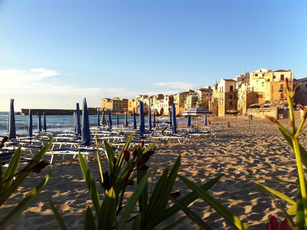 Garibaldi B&B تْشيفالو الغرفة الصورة